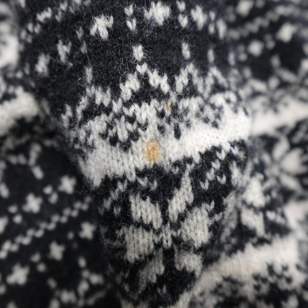 VTG St. John's Bay Fair Isle V Neck Lambswool Nordic Black Sweater 2XL (26x26) - Picture 5 of 6
